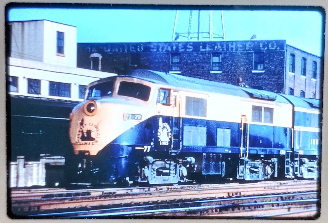 500+ COLORED SLIDES: MOSTLY TRAINS  INV 262510834