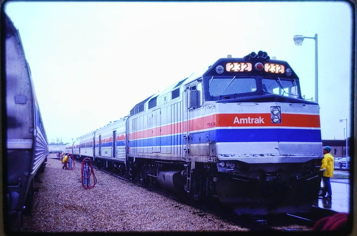 350+ COLOR SLIDES - MOSTLY TRAINS, FACILITIES  INV 262510858