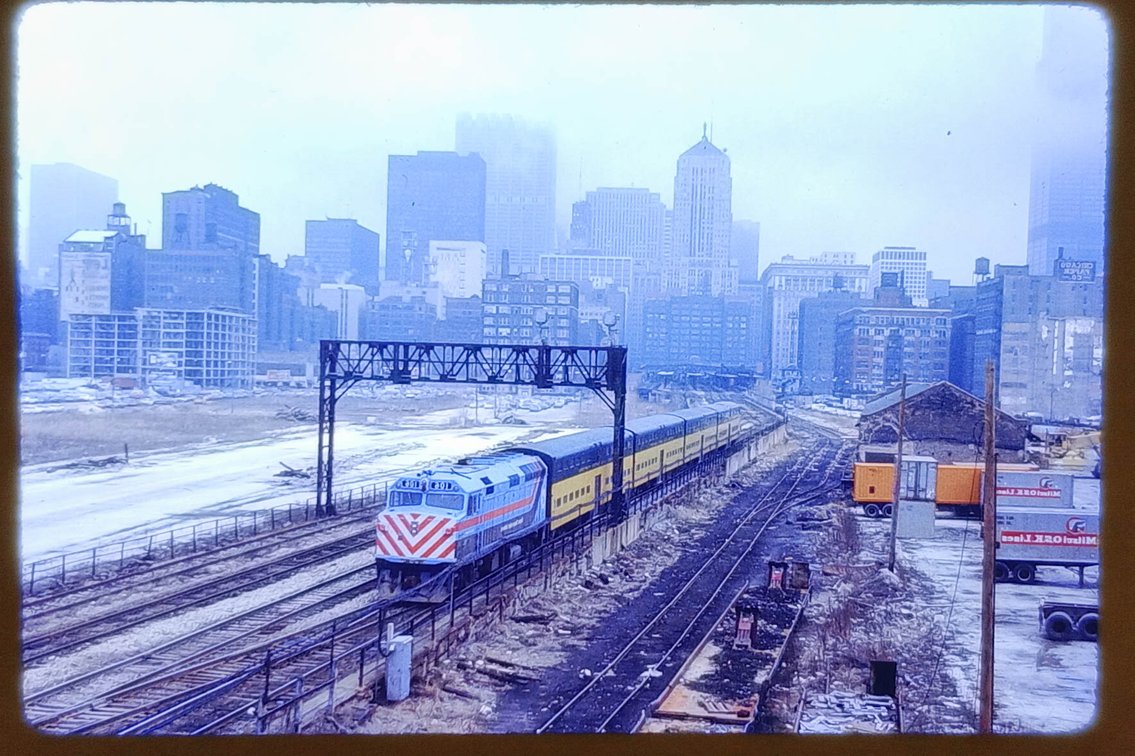 400+ COLOR SLIDES - MOSTLY TRAINS  INV 262510861