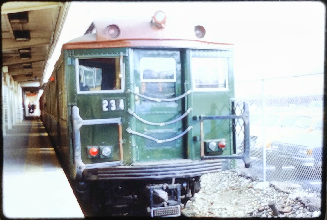 350+ COLOR SLIDES - MOSTLY TRAINS  INV 262510865