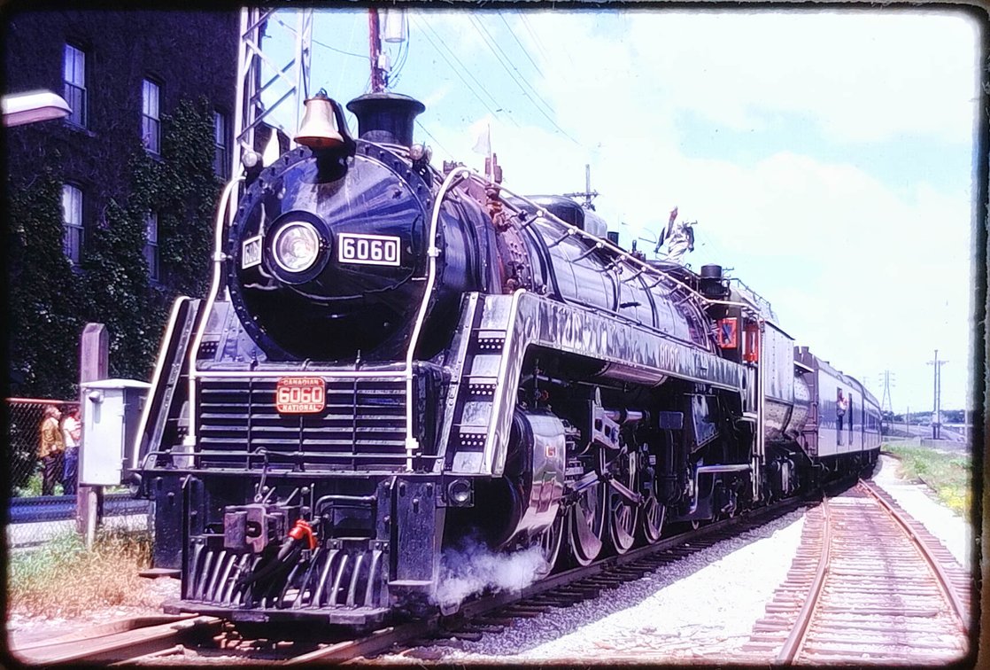 400+ COLOR SLIDES - MOSTLY TRAINS, TROLLEYS, BUSES ETC  INV 262510874