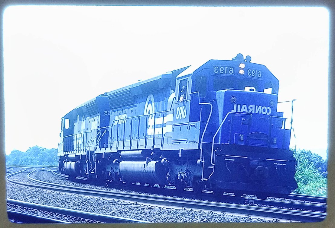 350+ COLOR SLIDES - TRAINS, TROLLEYS, FACILITIES  INV 262510877