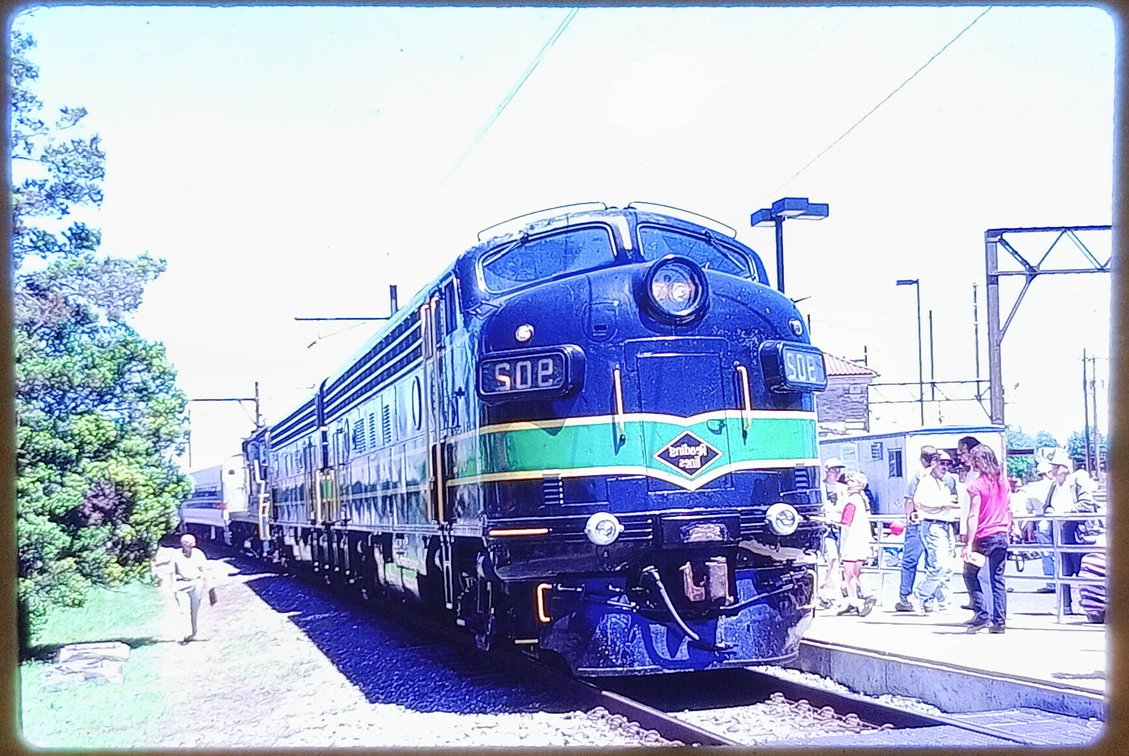 150+ COLOR SLIDES - TRAINS, TROLLEYS, OTHER TRANSPORTATION  INV 262510878