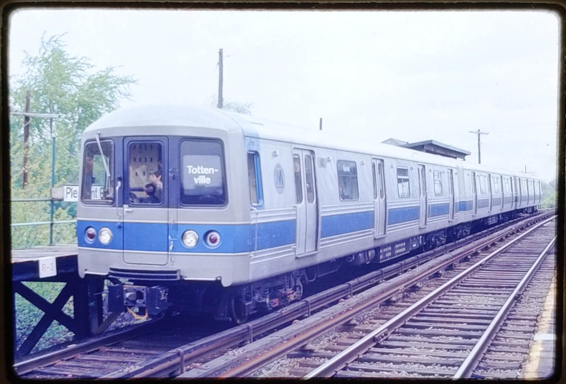 350+ COLOR SLIDES - MOSTLY TRAINS  INV 262510892