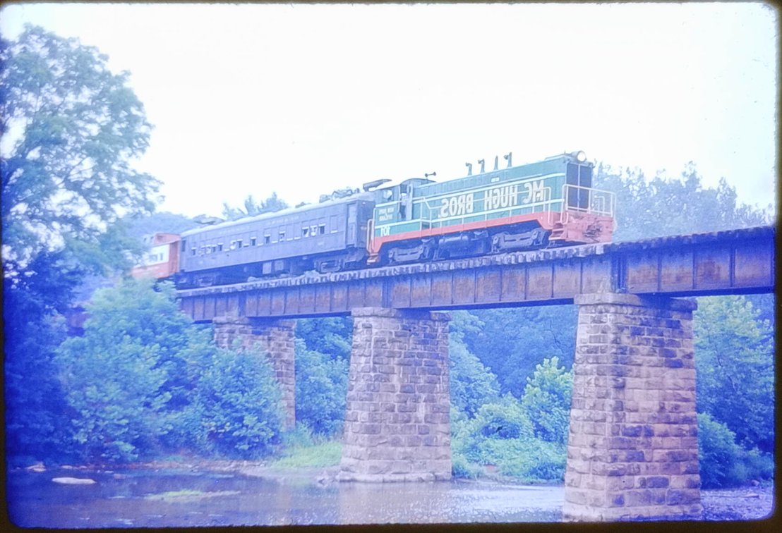 350+ COLOR SLIDES - TRAINS, TROLLEYS, OTHER TRANSPORTATION  INV 262510901
