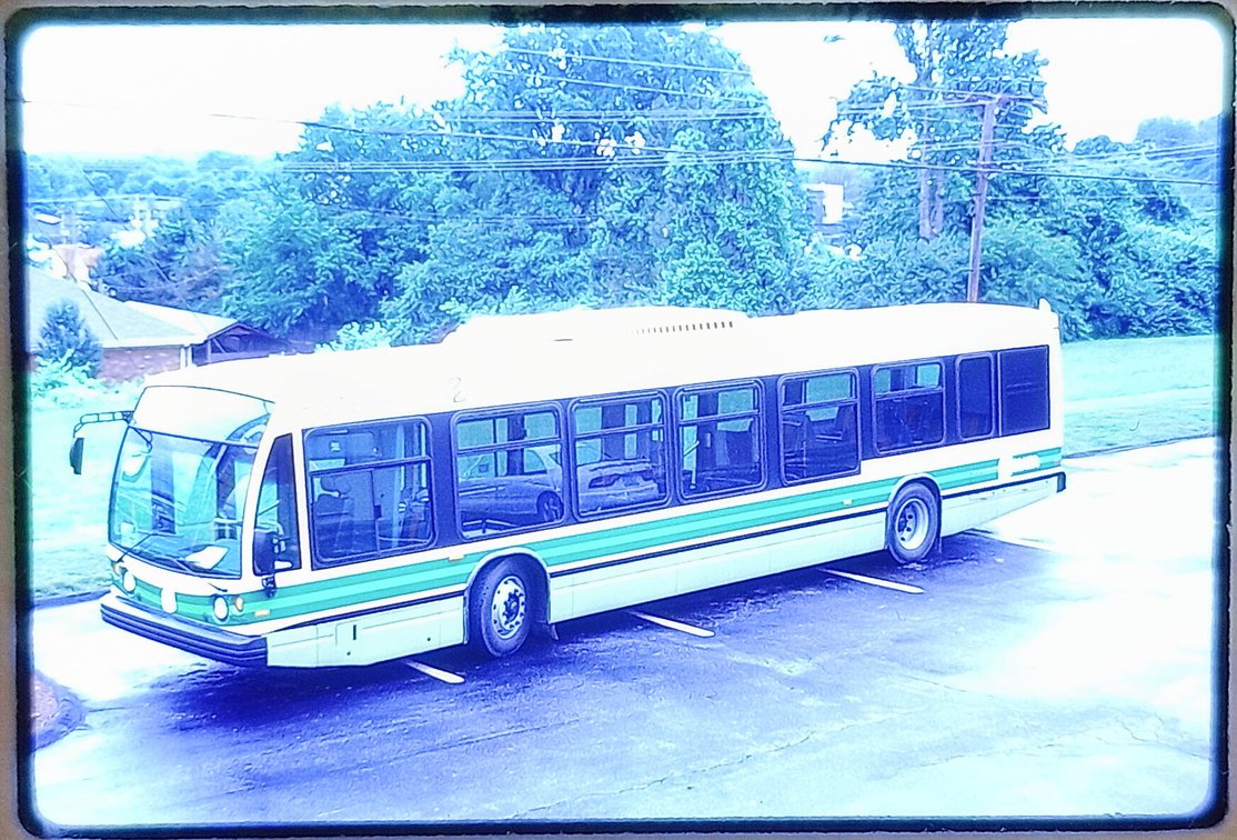 350+ COLOR SLIDES - MOSTLY TRAINS, TROLLEYS, BUSES  INV 262510906