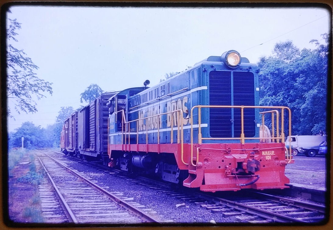 500+ COLOR SLIDES - MOSTLY TRAINS, TROLLEYS  INV 262510907