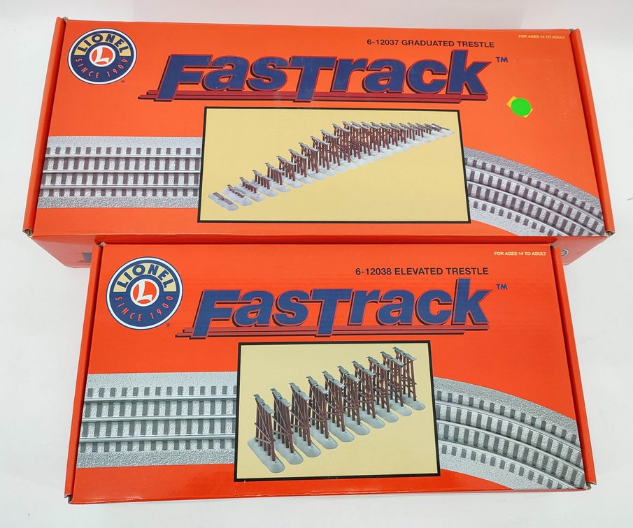 LIONEL 2 FASTTRACK TRESTEL SETS: ELEVATED TRESTEL SET 6-12038 & GRADUATED TRESTLE SET 6-12037 OBS  INV 263230031