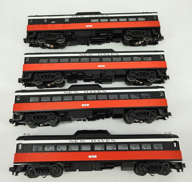 M.T.H. 4 NEW HAVEN PASSENGER CARS O SCALE #121 POWERED, #120, #37, 30  INV 263230089