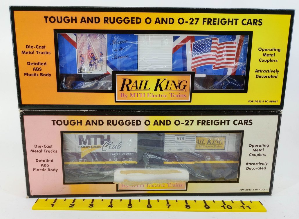 2 RAIL KING MTH O GAUGE 30-74088 GROUND ZERO SPIRIT & 30-7423 MTH CLUB BOX CARS, 2 OBS  INV 263310026
