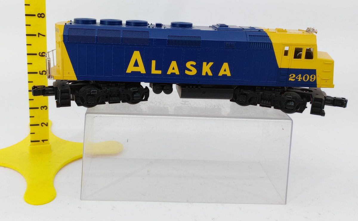 ALASKA RAILROAD 2409 F40PH DIESEL LOCOMOTIVE, O GAUGE, NO BOX  INV 263310033