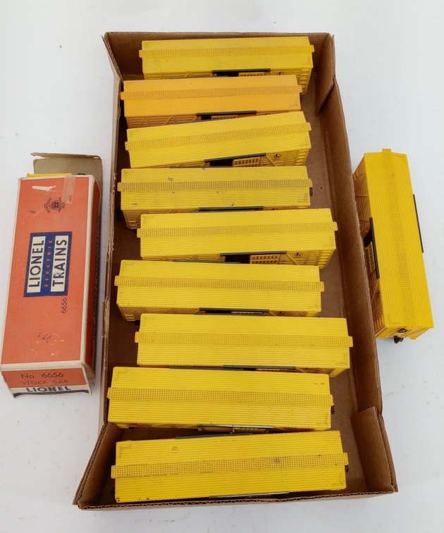 10 LIONEL O GAUGE 6656 STOCK CARS, 1 OB  INV 263310052