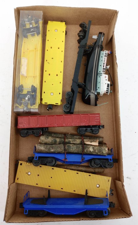6 O GAUGE FLATCAR, GONDOLA & TEXACO FIRE CHIEF BOAT CAR, LOG LOAD, NO OBS  INV 263310057