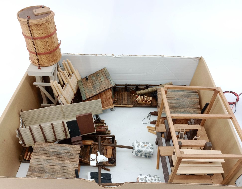 HAND-CRAFTED WOOD BUILDINGS & OUTBUILDINGS FOR O-GAUGE LAYOUT  INV 263310064