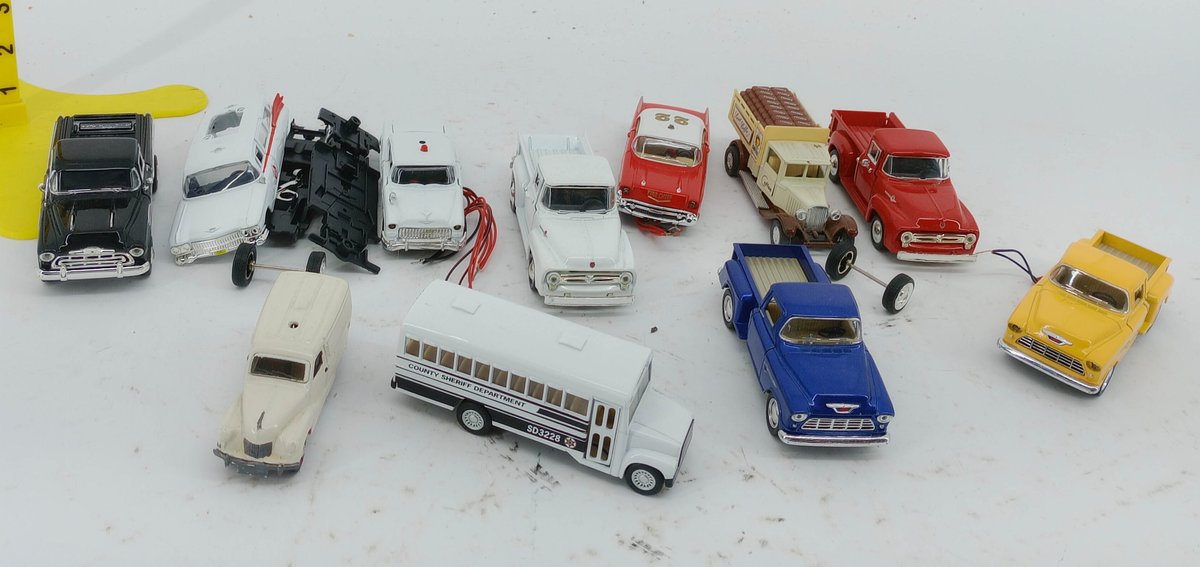 ASSORTED DIE-CAST CLASSIC CARS TRUCKS & COUNTY SHERIFF DEPARTMENT BUS SOME PARTS  INV 263310074