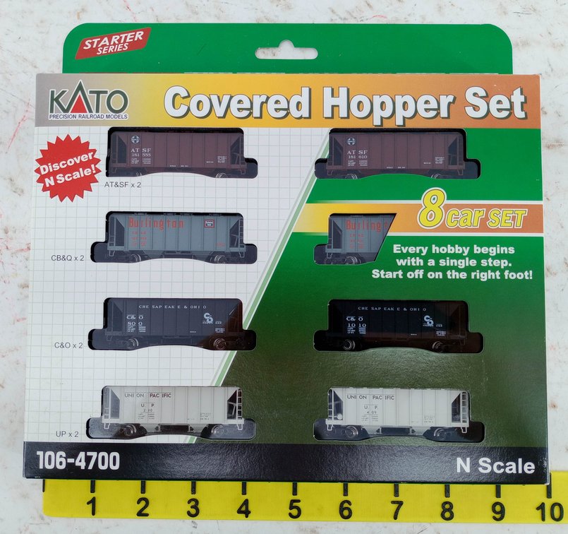 KATO 106-4700 N SCALE COVERED HOPPER SET, 8 CARS ATSF CBQ C&O UP, OB INV 263330053