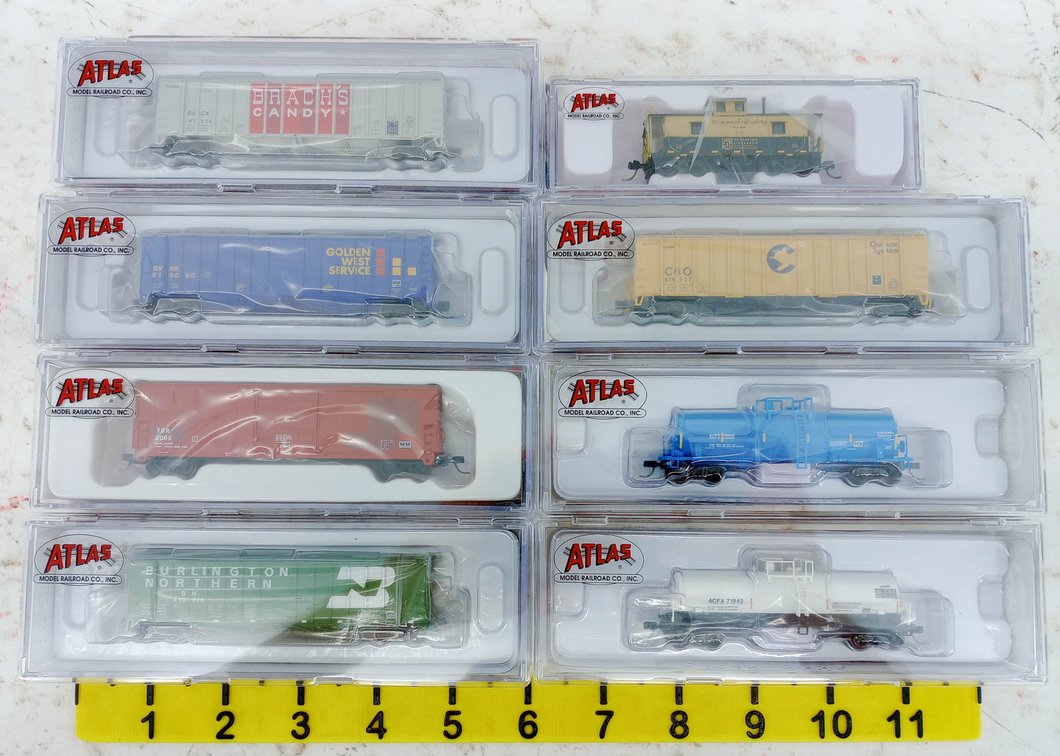 8 ATLAS N SCALE ASSORTED HOPPERS, TANK CARS, BOXCAR & CABOOSE, 8 OBS INV 263330072