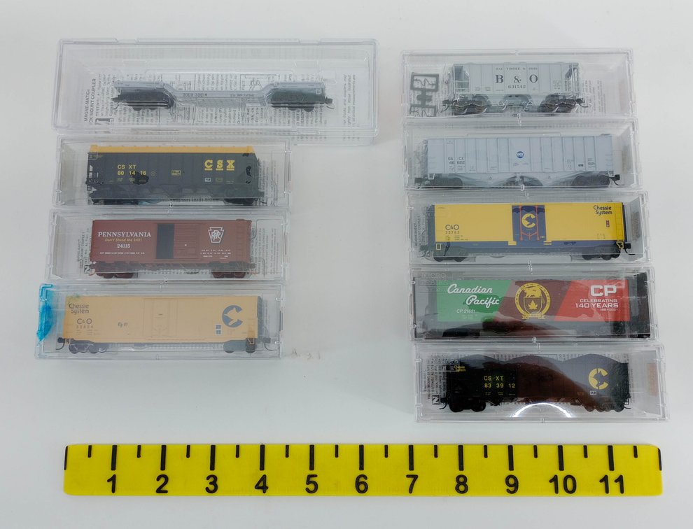9 ASSORTED MICRO-TRAINS N SCALE FREIGHT CARS & FLAT CAR, 9 OBS INV 263330112