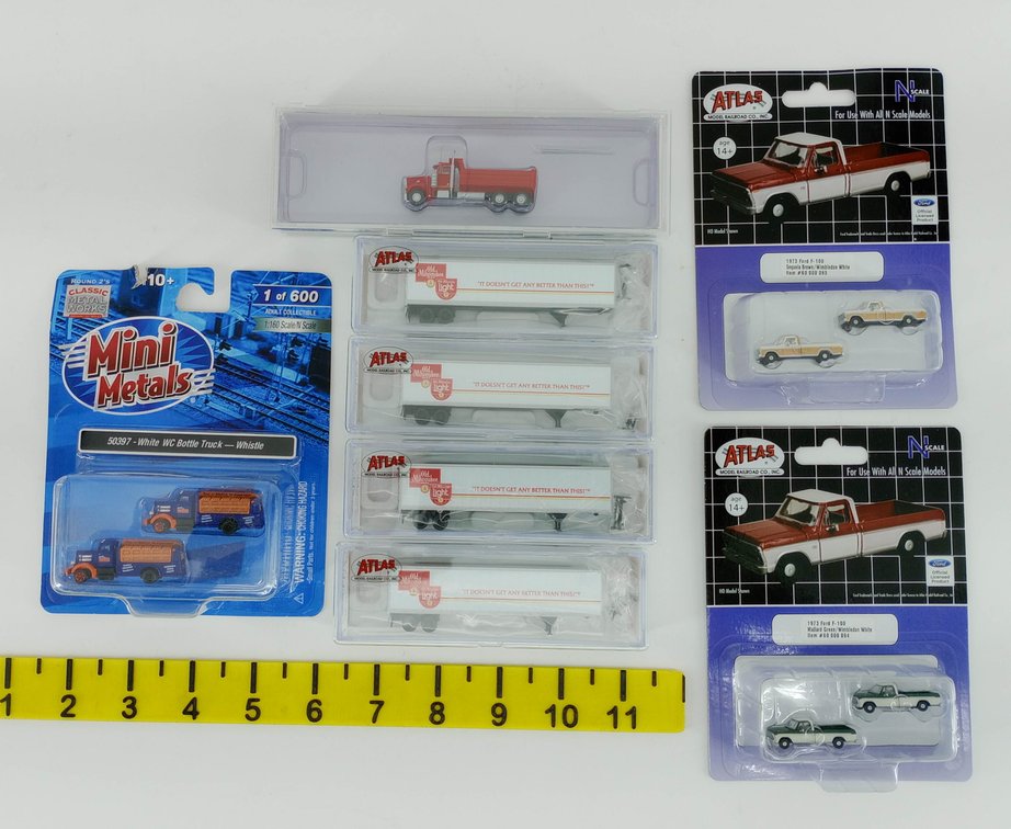ASSORTED ATLAS & MINI METALS N SCALE TRUCKS & OLD MILWAUKEE TRAILERS INV 263330125