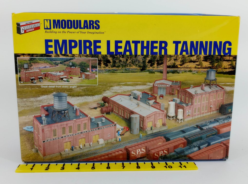 WALTHERS CORNERSTONE 933-3299 EMPIRE LEATHER TANNING N SCALE BUILDING KIT, OB NNC INV 263330127