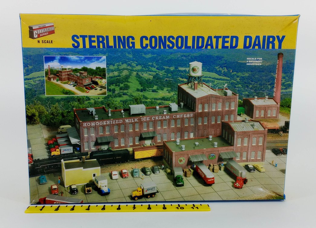 WALTHERS 933-3298 STERLING CONSOLIDATED DAIRY N SCALE STRUCTURE KIT, OB NNC INV 263330126
