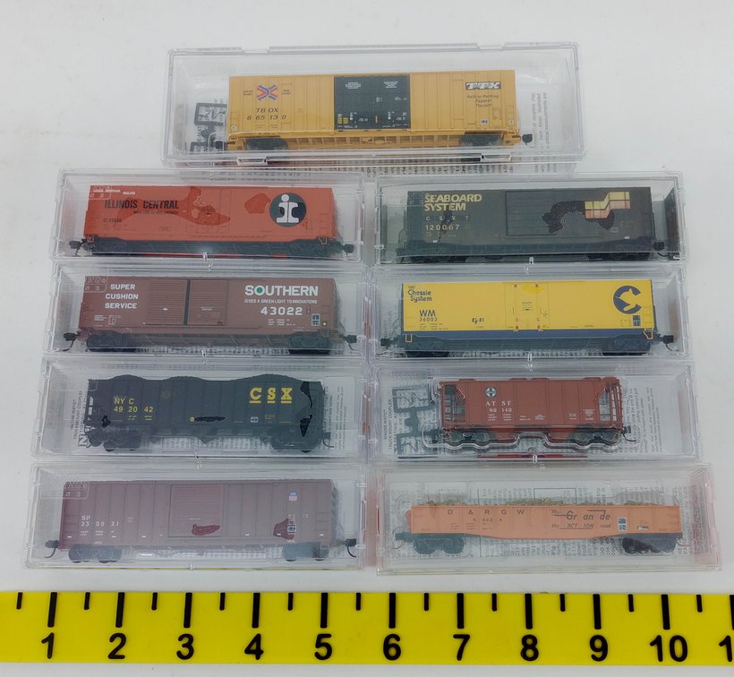 9 MIXED MICRO-TRAINS N SCALE FREIGHT CARS, 9 OBS INV 263330196