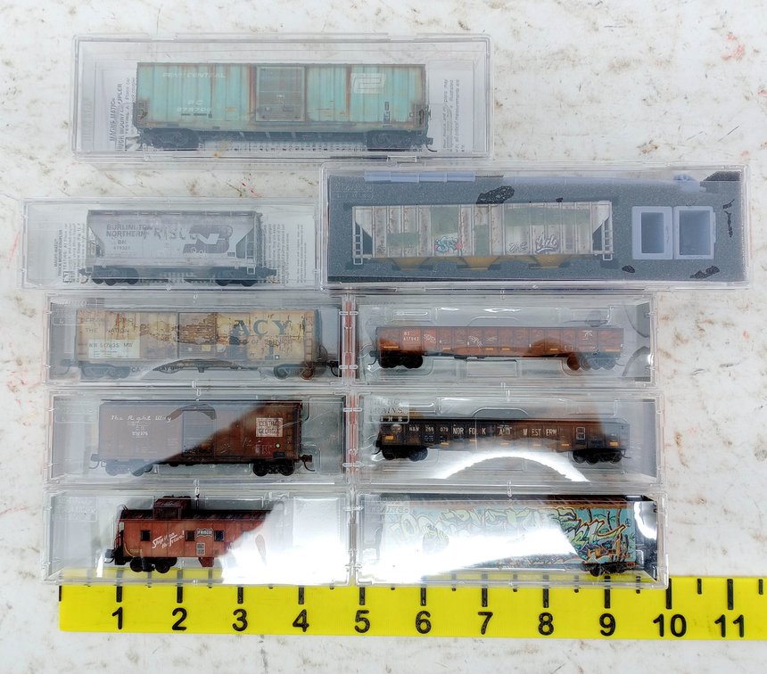9 MICRO-TRAINS N SCALE ASSORTED WEATHERED FREIGHT CARS & CABOOSE 9 OBS INV 263330213