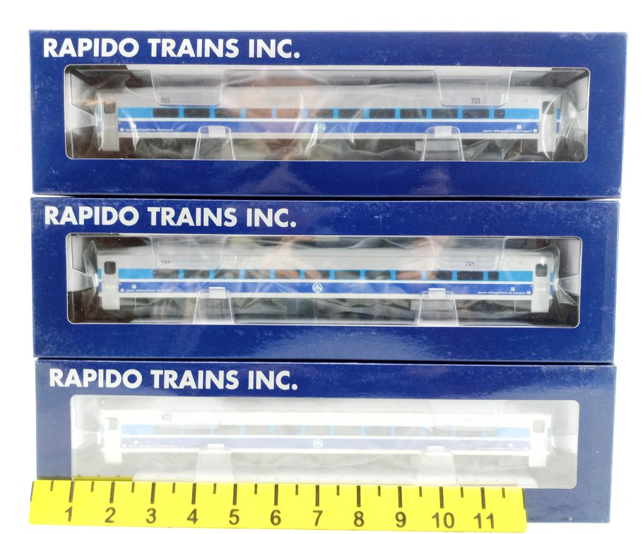 3 RAPIDO TRAINS HO 128502 AMT MONTREAL COMET COMMUTER CARS, 3 OBS INV 263330251