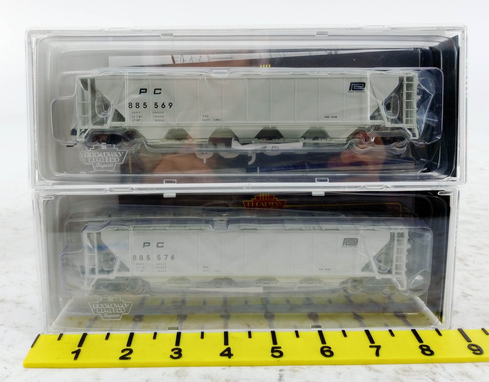 2 BROADWAY LIMITED HO 4094 PENN CENTRAL H32 COVERED HOPPERS, 2 OBS INV 263330255