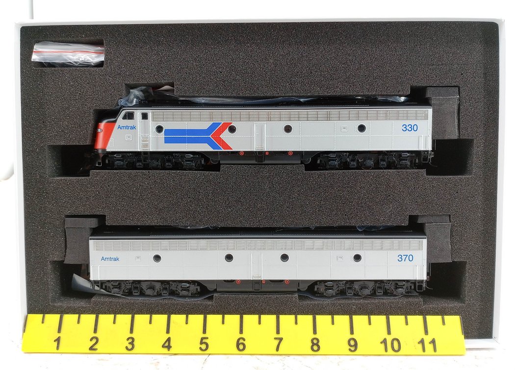 BROADWAY LIMITED HO 2740 AMTRAK EMD E8A/B 330/370 DIESEL LOCOMOTIVES, OB INV 263330266