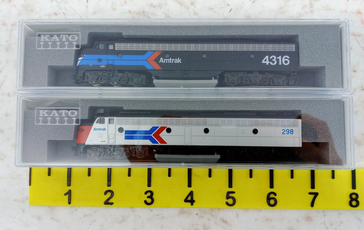 2 KATO N SCALE EMD E8A AMTRAK DIESEL LOCOMOTIVES 176-1971 & 176-5346, 2 OBS INV 263330344