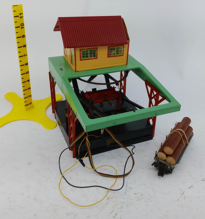 AMERICAN FLYER LOG UNLOADER W/ FLAT CAR W/ LOG LOADS INV 263360029