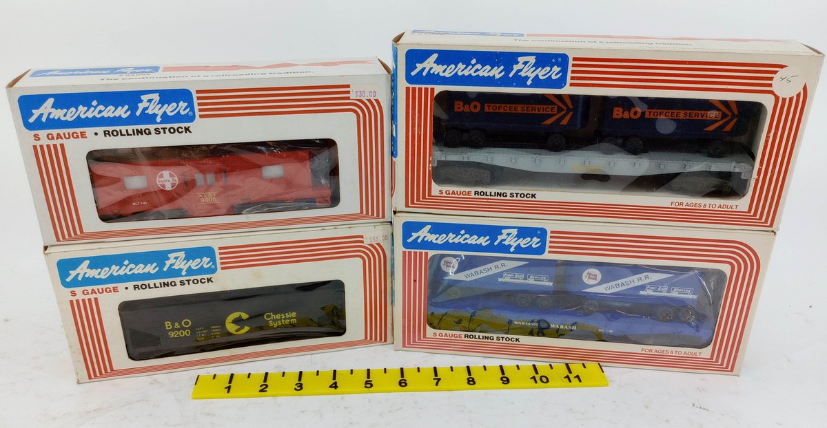 4 AMERICAN FLYER S GAUGE CHESSIE HOPPER, SANTA FE CABOOSE, WABASH & B&O FLAT CARS, 4 OBS INV 263360041