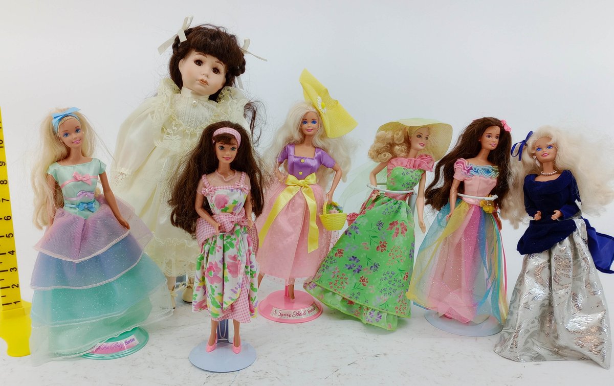 6 AVON BARBIE DOLLS SPRING PETALS WINTER RHAPSODY SPRING TEA PARTY & PORCELAIN DOLL ON STANDS INV 263360053