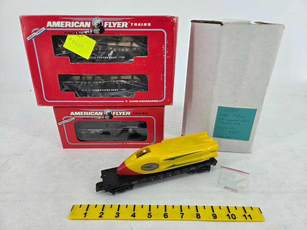 3 AMERICAN FLYER S GAUGE US ARMY CARS & USAF 25515 ROCKET SLED FLATCAR, 2 OBS INV 263360031