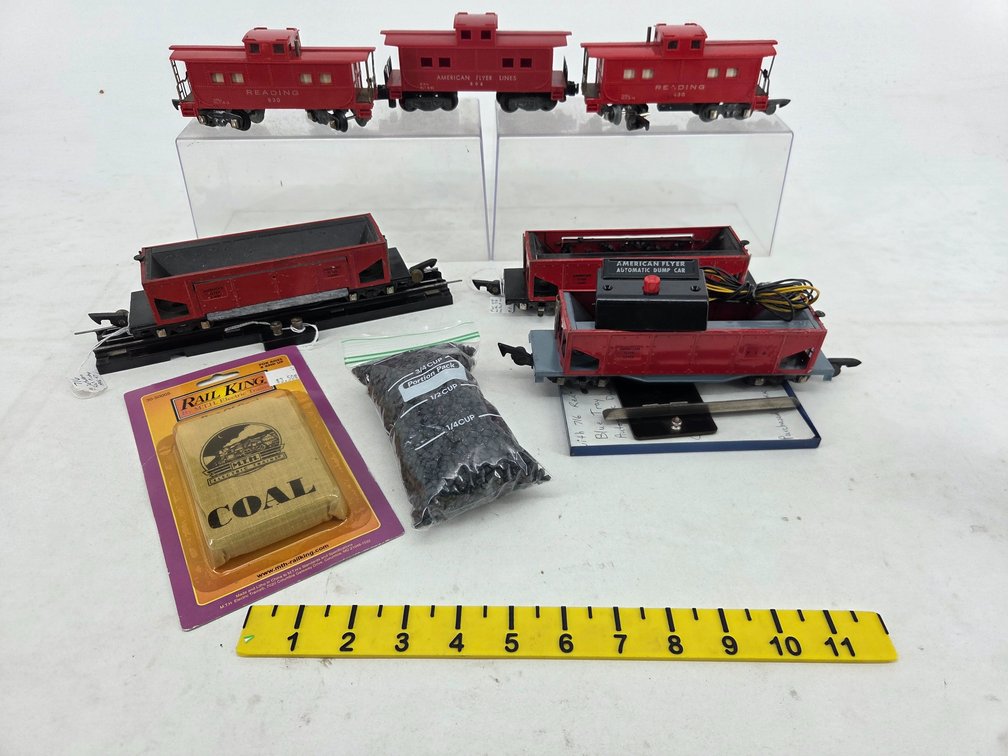 AMERICAN FLYER 3 CABOOSES & 3 COAL CARS W/ COAL LOADS INV 263360023