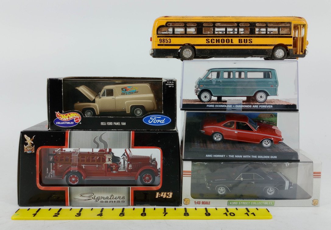 VARIETY OF 6 DIE-CAST 1:43 SCALE VEHICLES INV 260015224