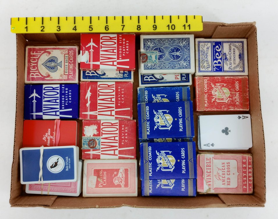 20 DECKS OF VARIED PLAYING CARDS PLUS 4 PACKS OF CARDS BY SUIT INV 260015227