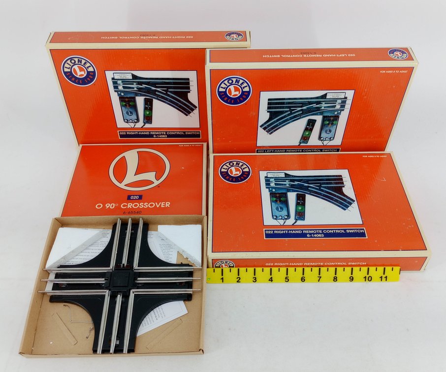 2 RH & 1 LH LIONEL CONTROL SWITCHES PLUS 1 90D X-OVER IN OBS INV 260015246