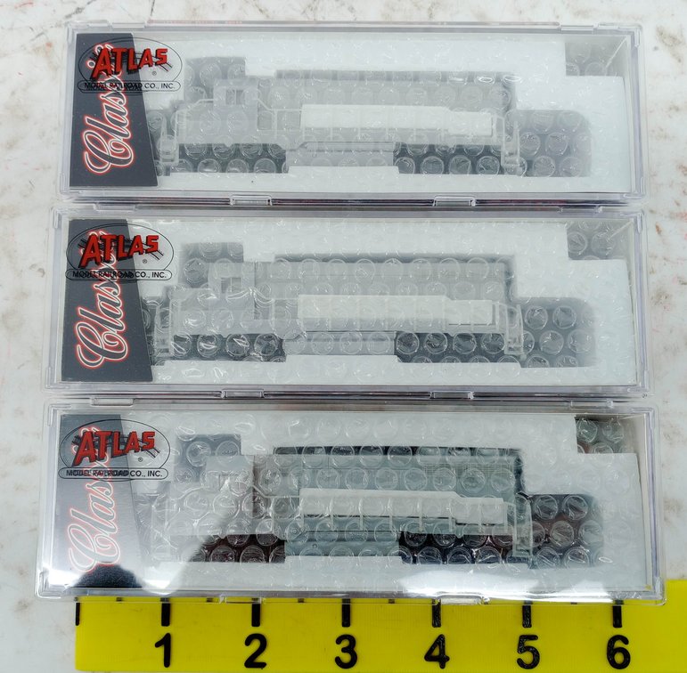 3 ATLAS N GP-35 UNDECORATED LOCOMOTIVES 40 003 134 & 40 003 136, 3 OBS INV 263330355