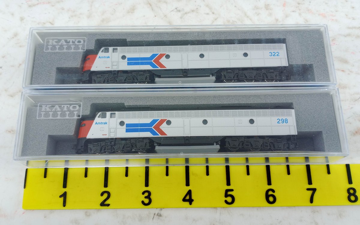2 KATO N SCALE 176-5347 & 176-5346 AMTRAK EMD E8A LOCOMOTIVES, 2 OBS INV 263330369
