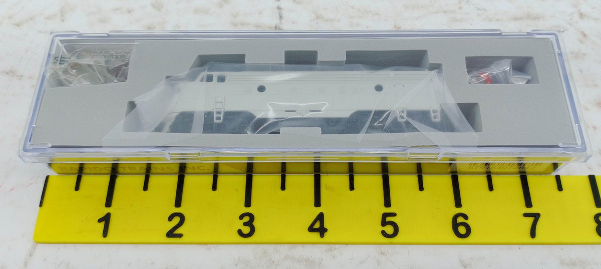 RAPIDO 530519 CN FP9A UNDECORATED DIESEL LOCOMOTIVE DC/DCC/SOUND, OB INV 263330397