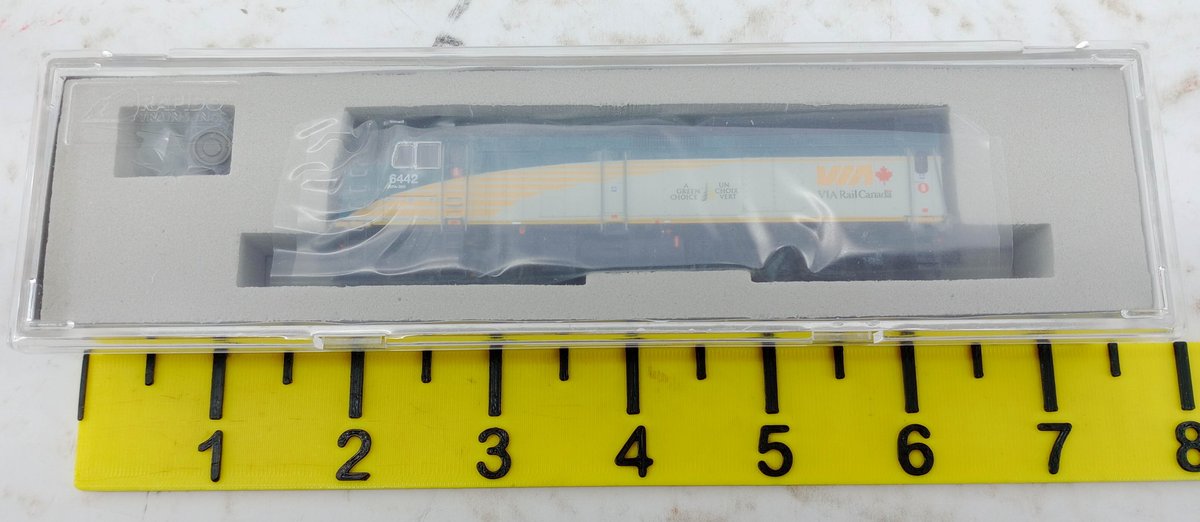 RAPIDO N GAUGE 582505 VIA RAIL CANADA F40PH-2D LOCOMOTIVE #6442 DCC SOUND, OB INV 263330401