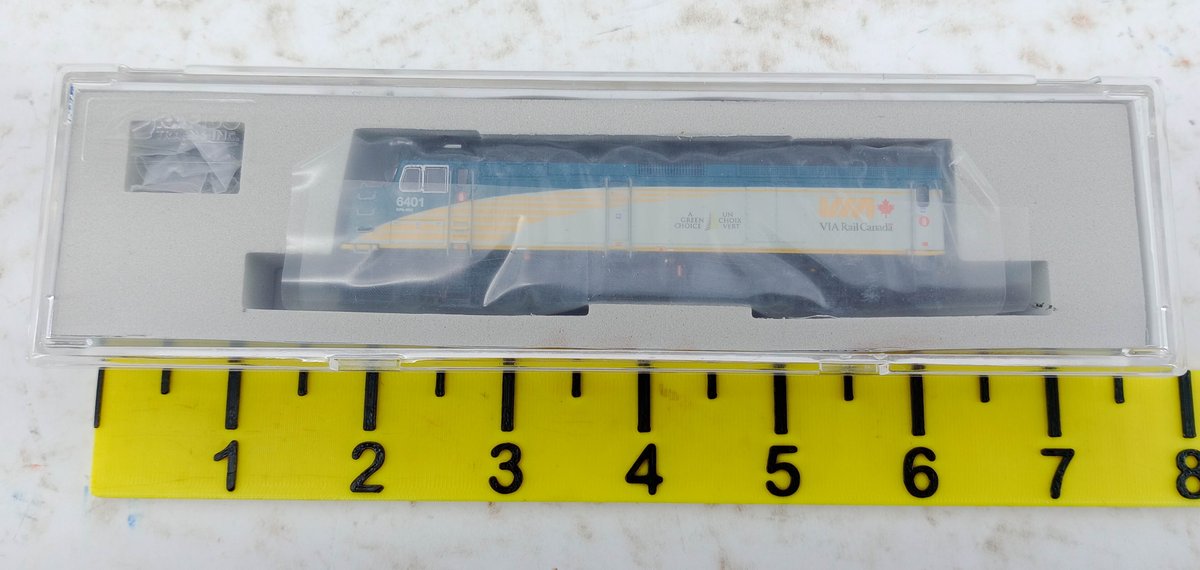 RAPIDO N GAUGE 582501 VIA RAIL CANADA F40PH-2D #6401 DIESEL LOCOMOTIVE DC/DCC/SOUND, OB INV 263330403