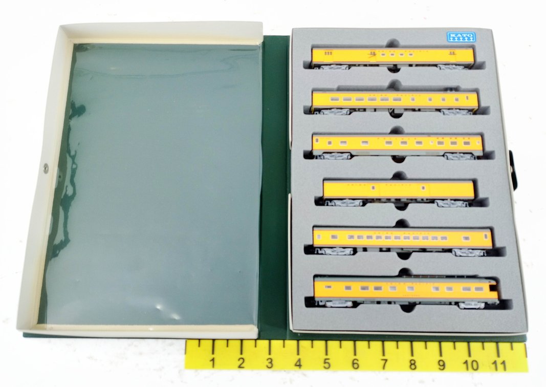 KATO N GAUGE 106-014 UNION PACIFIC SMOOTH SIDE PASSENGER CAR 6 CAR SET, OB INV 263330416