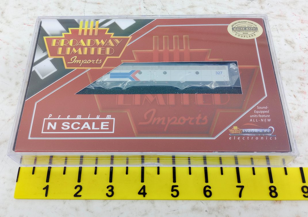 BROADWAY LIMITED 3241 AMTRAK #327 EMD E8A N SCALE LOCOMOTIVE W/ SOUND, OB INV 263330436