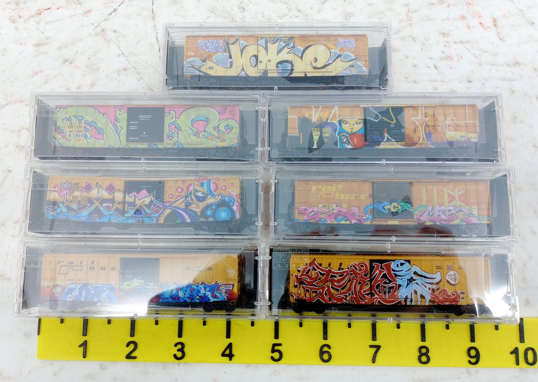 7 MICRO-TRAINS LINE N SCALE RAILBOX GRAFFITI 50FT BOXCARS, 7 OBS INV 263330472