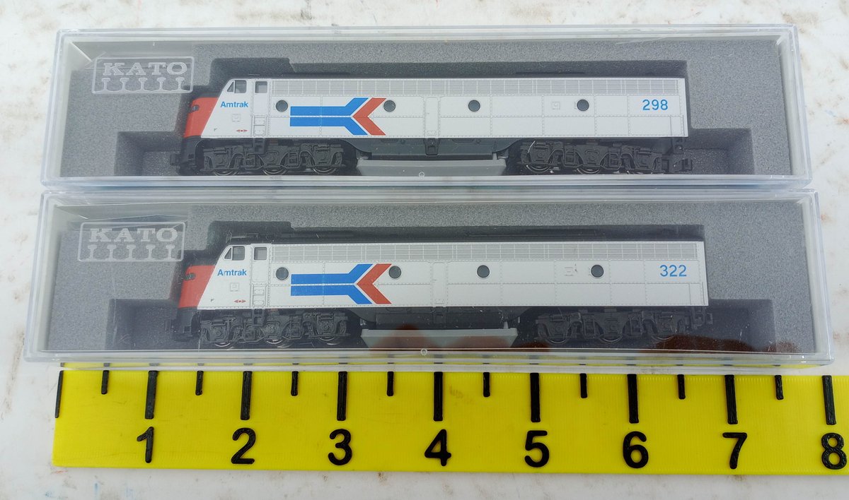 2 KATO 176-5346 & 176-5347 AMTRAK EMD E8A PHASE I N SCALE LOCOMOTIVES, 2 OBS INV 263330478