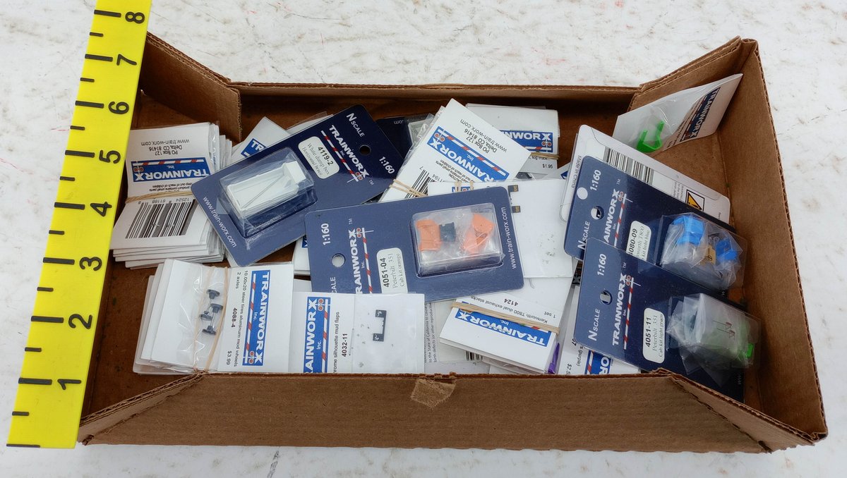ASSORTED TRAINWORX N SCALE 1:160 TRUCK CAB KITS & DETAIL PARTS SOME OBS INV 263330502
