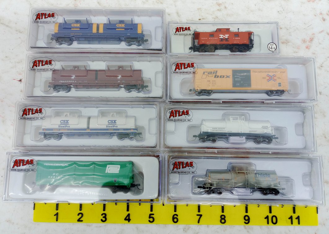 8 ASSORTED ATLAS N SCALE FREIGHT CARS CSX CONRAIL PENN CENTRAL RAILBOX NEW HAVEN, 8 OBS INV 263330520